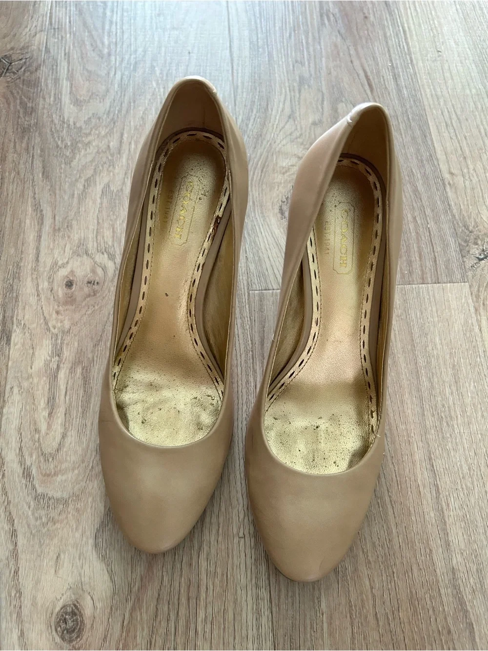 Coach Sheri pumps size 7.5
